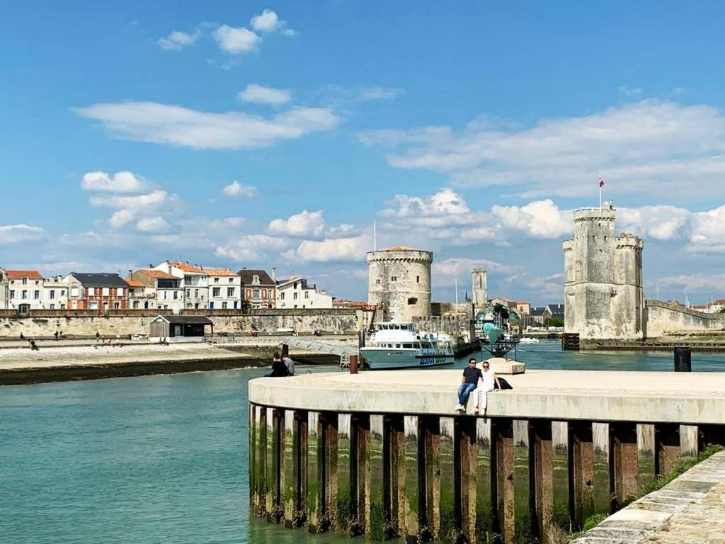 Studio Avec Terrasse Tout Pres Du Vieux Port La Rochelle  Zewnętrze zdjęcie